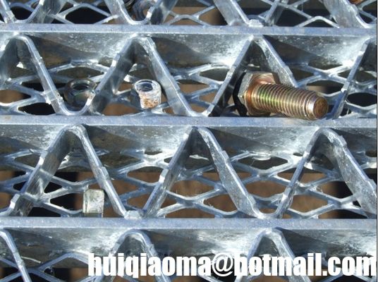 شبكة سحرية مضادة للنزلق، شبكة فولاذية من نوع الماس، أرضية بأسلوب الماس آمنة